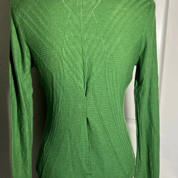 🍃Green Open Front Women's Sweater - Picture 9 of 15